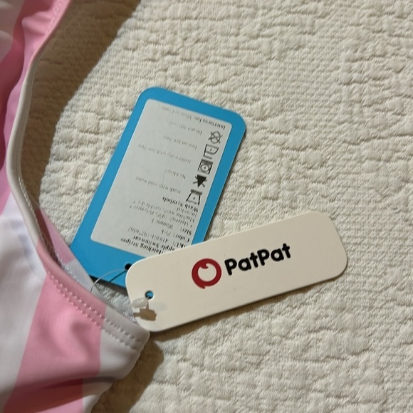 Pat pat Pineapple Swimsuit. NWT. Large - Picture 3 of 7